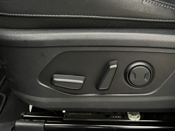 Kia Sorento 12 of 30