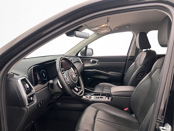 Kia Sorento 11 of 30