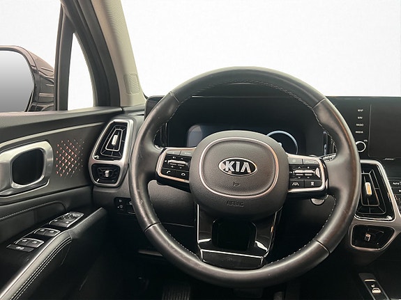 Kia Sorento 14 of 30