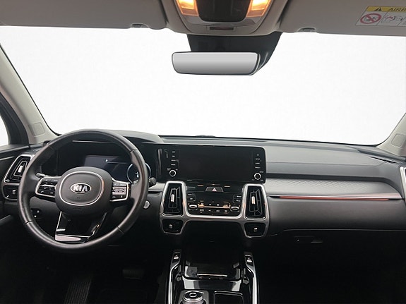Kia Sorento 13 of 30