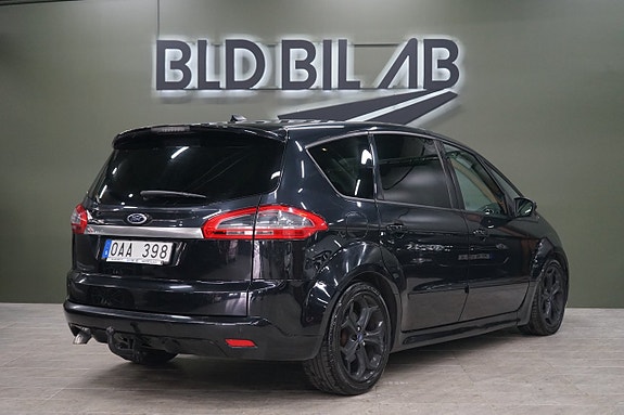 Ford S-MAX 4 of 5