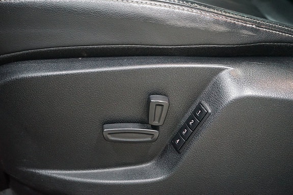 Ford S-MAX 8 of 19