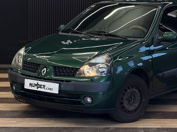 Renault Clio 3 of 18