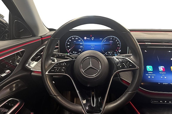 Mercedes-Benz E300 de 19 of 22