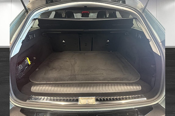 Mercedes-Benz E300 de 7 of 22
