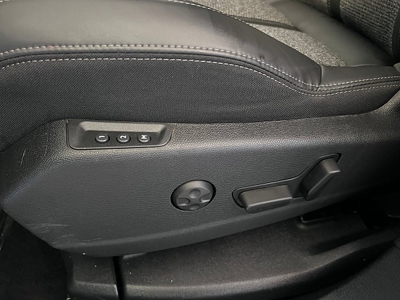 Peugeot 3008 16 of 22