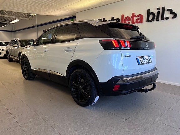 Peugeot 3008 5 of 5