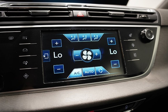 Citroen C4 Picasso 16 of 19