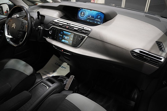 Citroen C4 Picasso 8 of 19