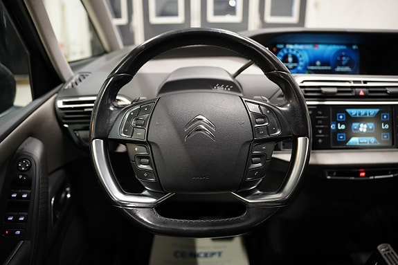 Citroen C4 Picasso 11 of 19