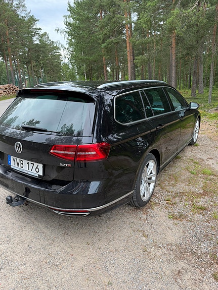 Volkswagen Passat 6 of 6
