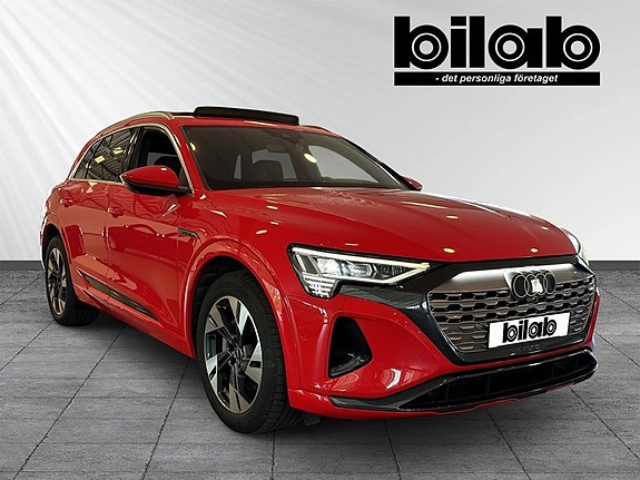 Audi Q8 e-tron 2 of 5