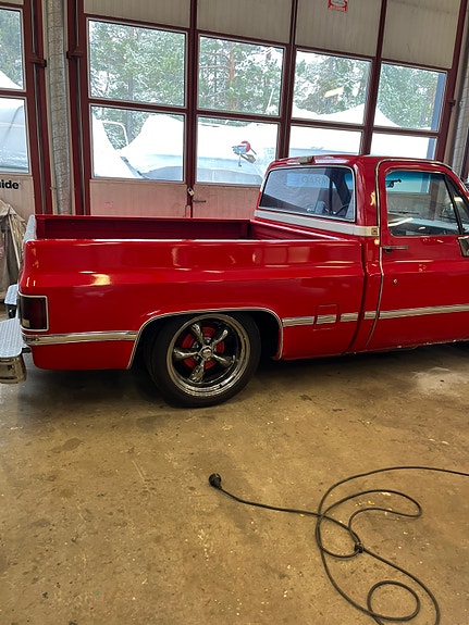 Chevrolet C10 Silverado 2 of 5