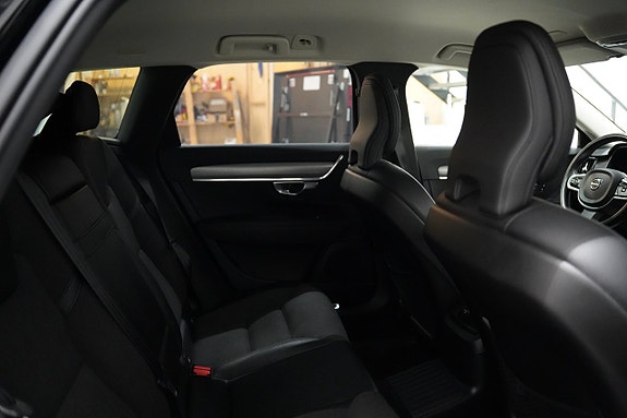 Volvo V90 19 of 22