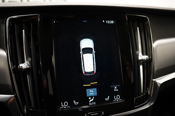 Volvo V90 13 of 22