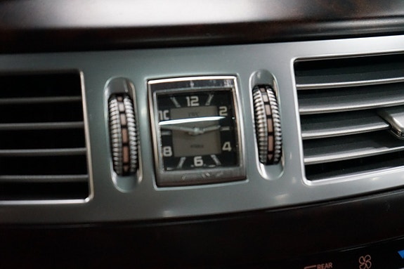 Mercedes-Benz S63 17 of 25