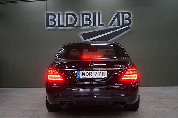 Mercedes-Benz S63 6 of 25