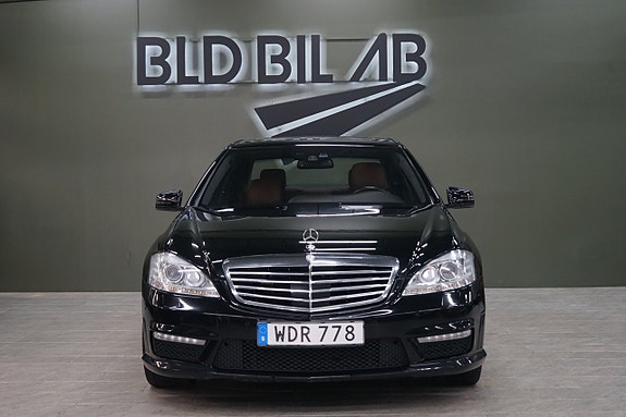 Mercedes-Benz S63 3 of 5