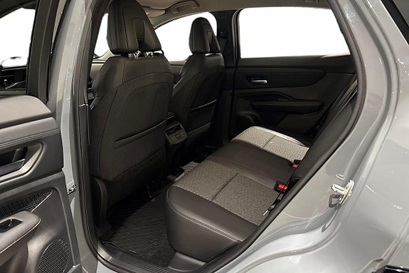 Nissan Ariya 12 of 24