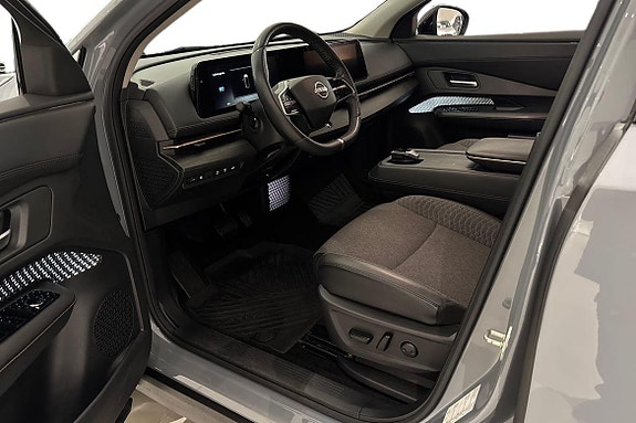 Nissan Ariya 13 of 24