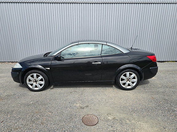 Renault Megane 8 of 10