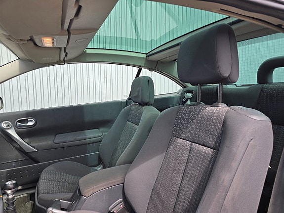 Renault Megane 10 of 10