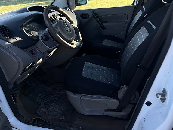 Renault Kangoo Express 11 of 12