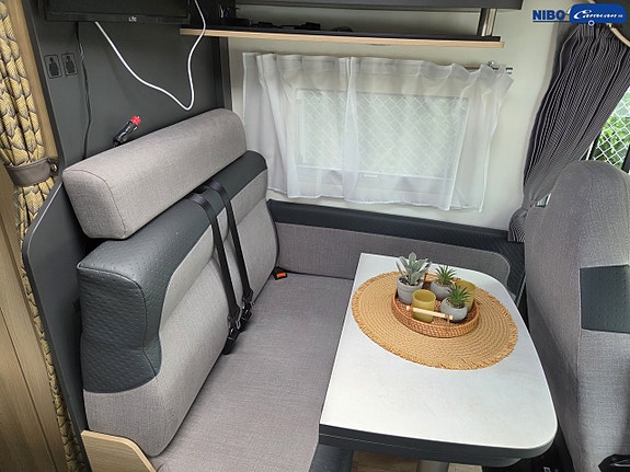 Itineo CJ660 (3500kg) 5 of 20