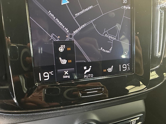 Volvo XC40 18 of 27