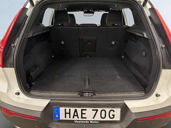 Volvo XC40 12 of 27