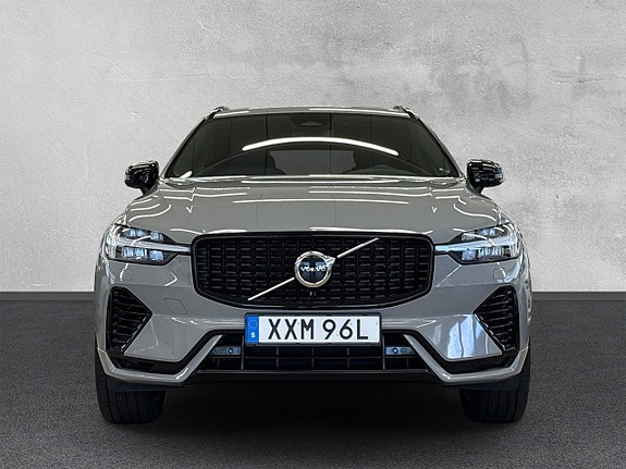 Volvo XC60 8 of 27