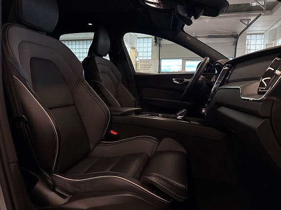 Volvo XC60 18 of 27