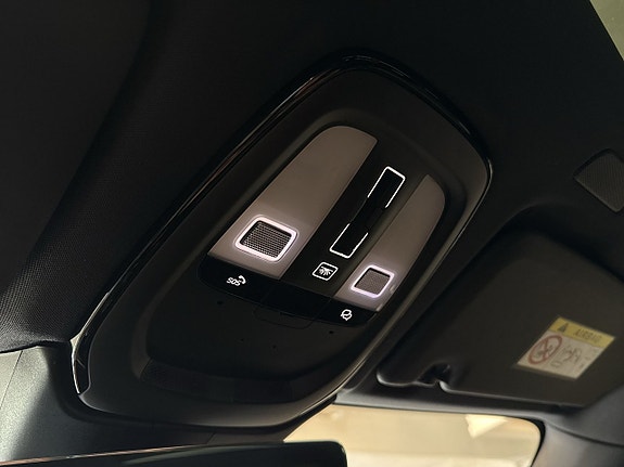Volvo XC60 27 of 27