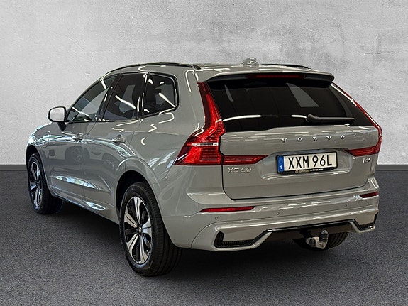 Volvo XC60 3 of 5