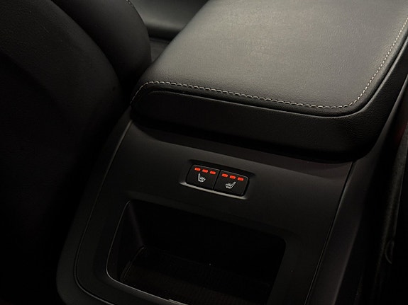 Volvo XC60 19 of 27