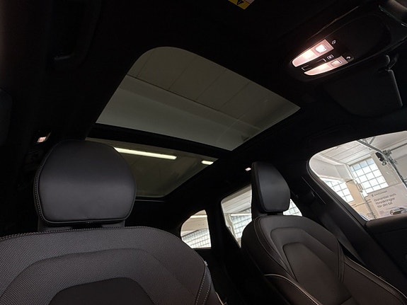 Volvo XC60 25 of 27