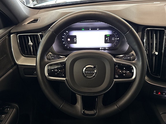 Volvo XC60 20 of 27