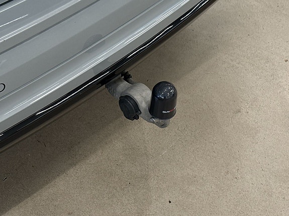 Volvo XC60 13 of 27