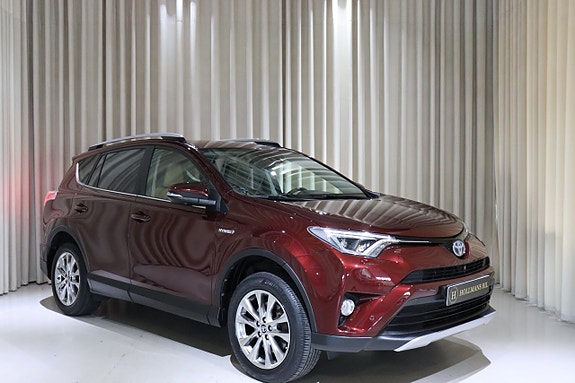 Toyota RAV4 30 of 30