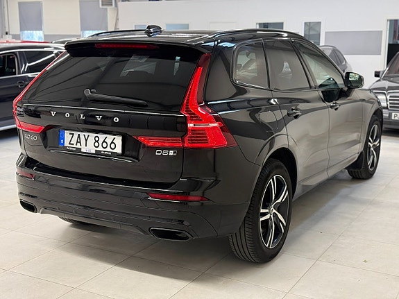 Volvo XC60 9 of 17