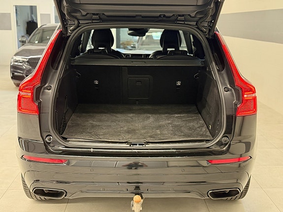 Volvo XC60 6 of 17