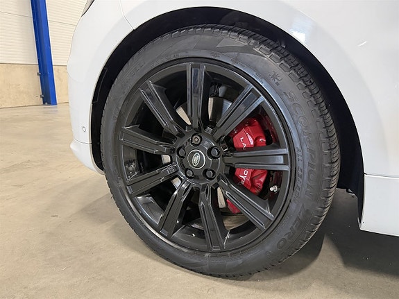 Land Rover Range Rover Sport 23 of 24