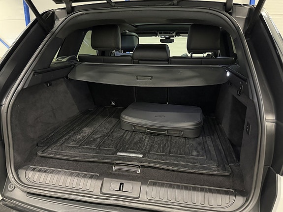 Land Rover Range Rover Sport 9 of 24