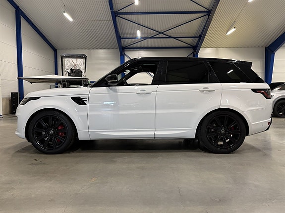 Land Rover Range Rover Sport 3 of 24