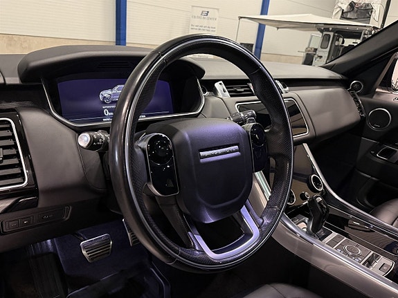 Land Rover Range Rover Sport 15 of 24