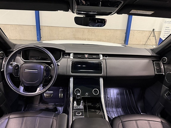 Land Rover Range Rover Sport 14 of 24