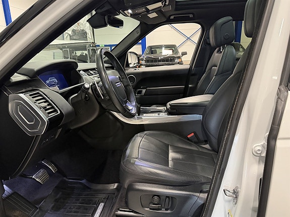 Land Rover Range Rover Sport 7 of 24