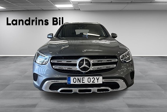 Mercedes-Benz GLC220 d 2 of 5