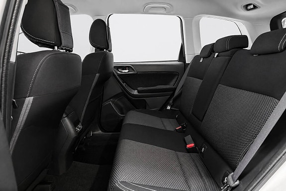 Subaru Forester 8 of 20
