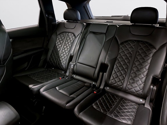 Audi Q7 18 of 23